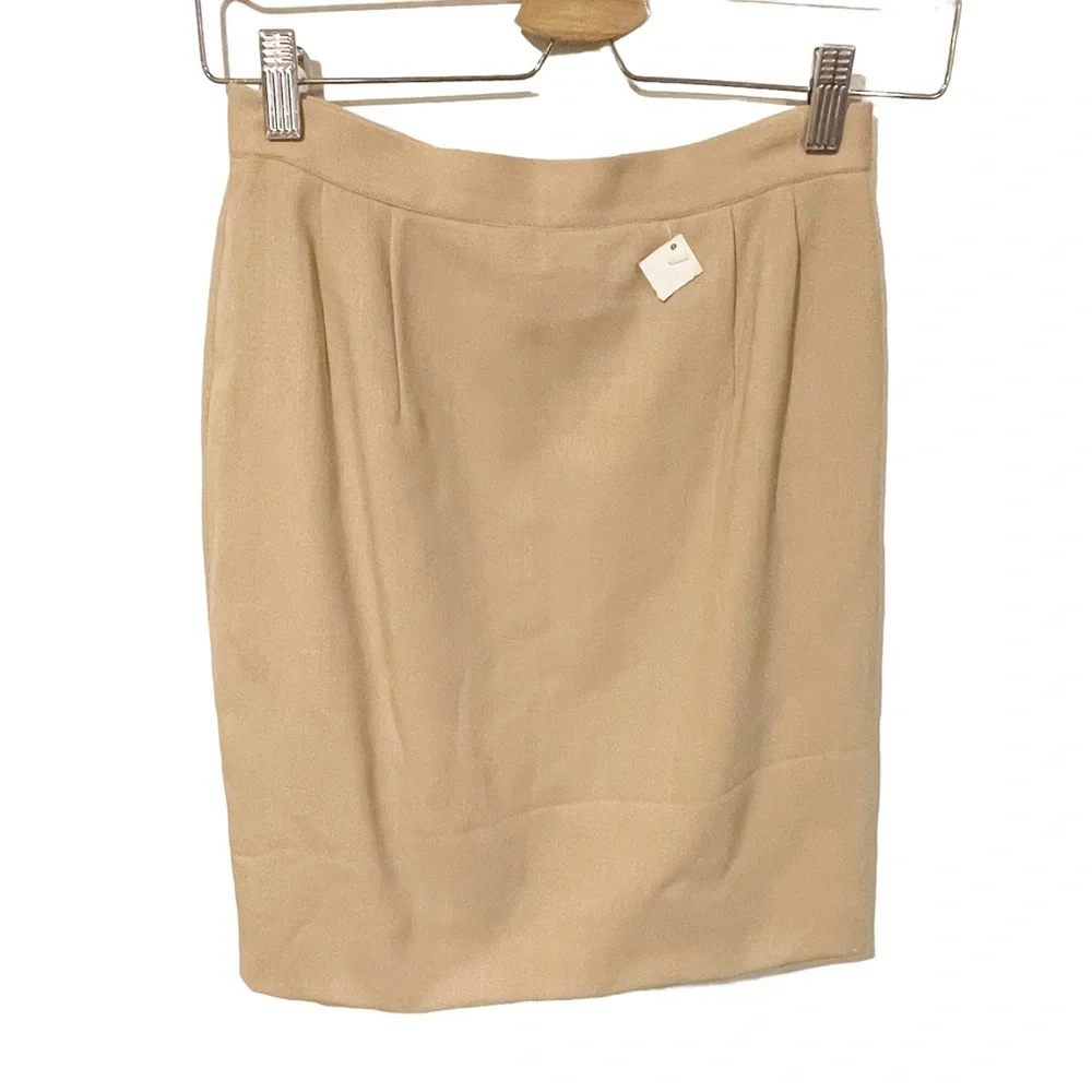 Giorgio Armani Le Collezioni Size 4 Khaki Wool Suit‎ Midi Pencil Skirt